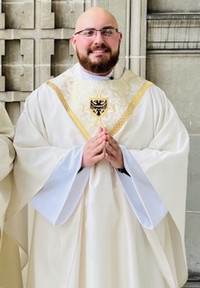 Fr. Brian Norris at Mass
